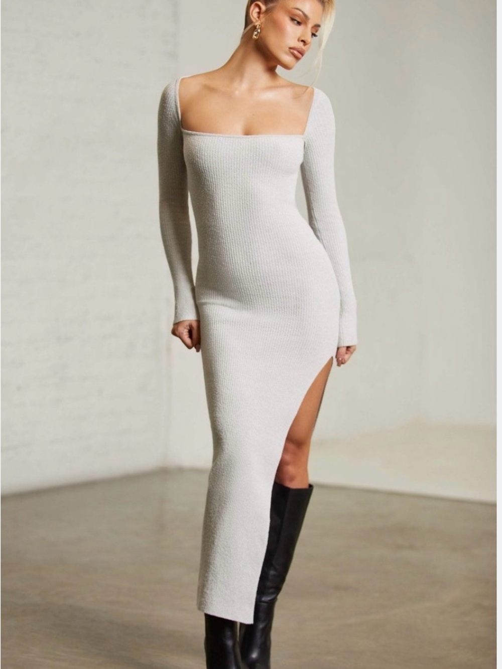 Elegant Cream Square-Neck Knit Dress